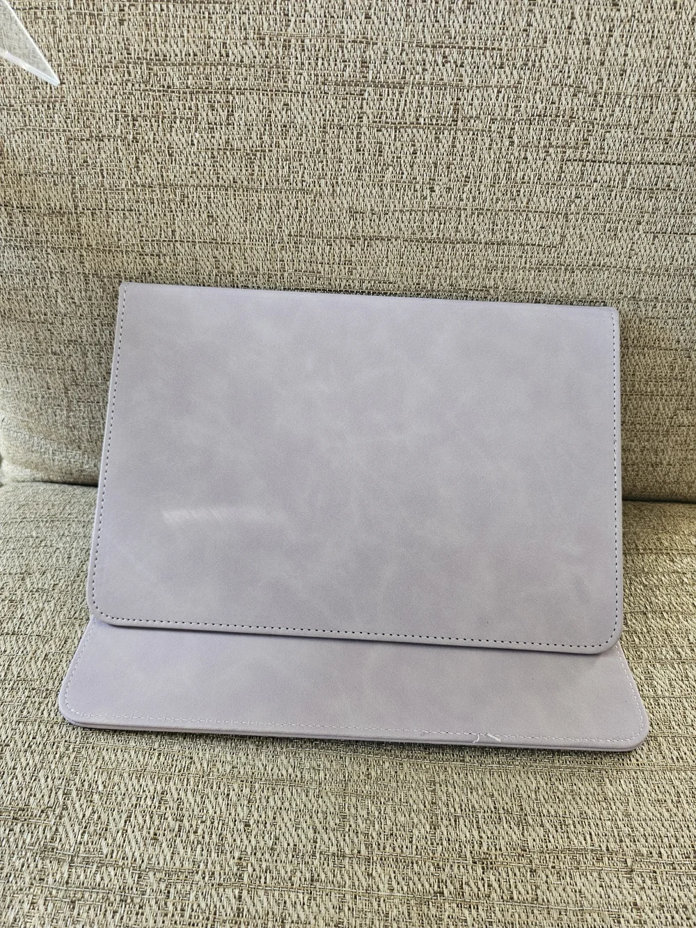 Tablet Folio Case in Light Lavender - Brand Unspecified
